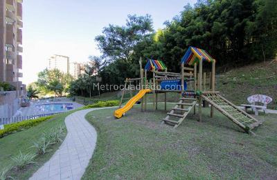 Apartamento en venta en Loma Del Indio, Medellín · foto 6 de 15