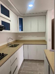 Apartamento de 3 alcobas en venta en Fontibon, Rionegro, 72 m² · foto 2 de 13