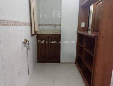 Apartamento de 1 alcoba en venta en Laureles, Medellín, 48 m² · foto 3 de 10