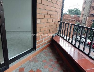 Apartamento de 1 alcoba en venta en Laureles, Medellín, 48 m² · foto 7 de 10