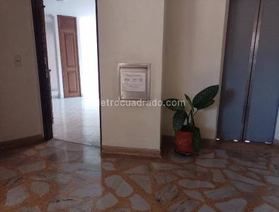 Apartamento de 1 alcoba en venta en Laureles, Medellín, 48 m² · foto 9 de 10