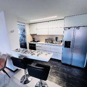 Apartamento de 2 alcobas en venta en Castropol, Medellín, 107 m² · foto 10 de 20