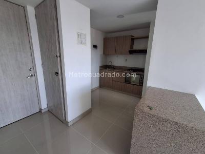 Apartaestudio en venta en Ditaires, Itagüí, 43 m² · foto 2 de 12