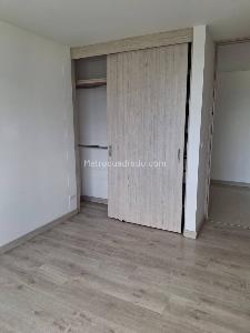 Apartaestudio en venta en Ditaires, Itagüí, 43 m² · foto 6 de 12