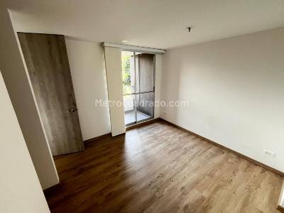 Apartamento de 3 alcobas en arriendo en Las Antillas, Envigado, 90 m² · foto 6 de 20