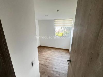 Apartamento de 3 alcobas en arriendo en Las Antillas, Envigado, 90 m² · foto 9 de 20