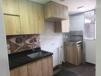 Apartamento en venta en Calasanz, Medellín · foto 3 de 15
