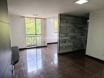 Apartamento en venta en Calasanz, Medellín · foto 5 de 15