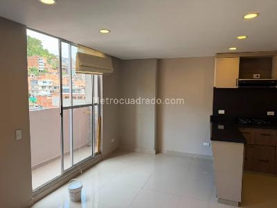 Apartamento de 1 alcoba en venta en La Gabriela, Bello, 45 m² · foto 3 de 10
