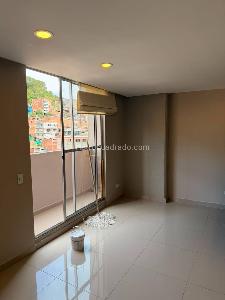 Apartamento de 1 alcoba en venta en La Gabriela, Bello, 45 m² · foto 4 de 10