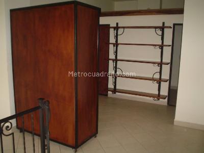 Apartamento en arriendo en Belen Rosales, Medellín · foto 7 de 8
