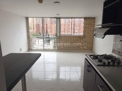 Apartaestudio en venta en Calasanz, Medellín, 45 m² · foto 2 de 13