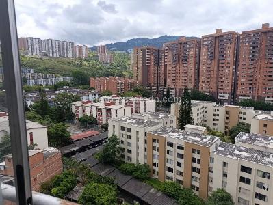 Apartaestudio en venta en Calasanz, Medellín, 45 m² · foto 6 de 13