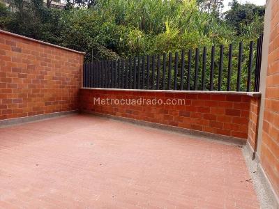 Apartamento en arriendo en Camino Verde, Envigado · foto 5 de 15