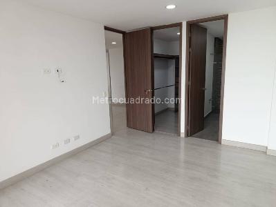 Apartamento en arriendo en Camino Verde, Envigado · foto 10 de 18