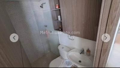 Apartamento de 3 alcobas en venta en Machado, Bello, 71 m² · foto 13 de 16