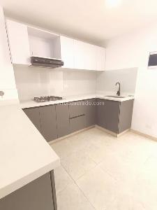 Apartamento de 3 alcobas en venta en Belen San Bernardo, Medellín, 90 m² · foto 3 de 20