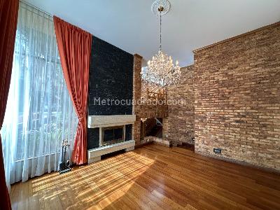 Casa de 4 alcobas en venta en Altos De Sotileza, Bogotá, 369 m² · foto 4 de 20