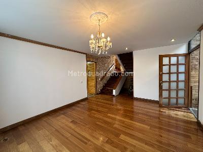 Casa de 4 alcobas en venta en Altos De Sotileza, Bogotá, 369 m² · foto 6 de 20