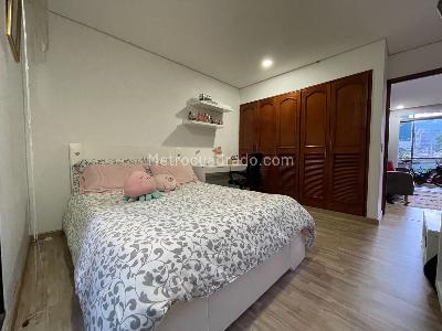 Apartamento de 3 alcobas en venta en Santa Paula Molinos, Bogotá, 173 m² · foto 14 de 20