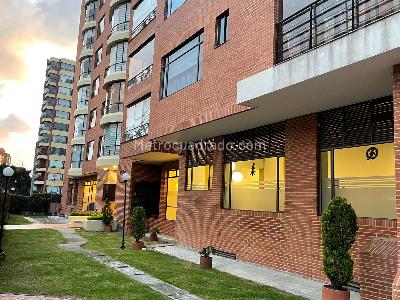 Apartamento de 3 alcobas en venta en Santa Paula Molinos, Bogotá, 173 m² · foto 2 de 20