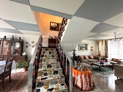 Casa de 4 alcobas en venta en Normandia I Sector, Bogotá, 335 m² · foto 12 de 20