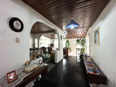 Casa de 4 alcobas en venta en Normandia I Sector, Bogotá, 335 m² · foto 18 de 20