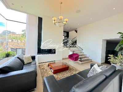 Casa de 5 alcobas en venta en Altos De Sotileza, Bogotá, 489 m² · foto 6 de 20