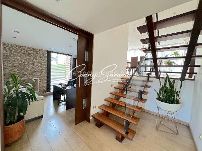 Casa de 5 alcobas en venta en Altos De Sotileza, Bogotá, 489 m² · foto 9 de 20