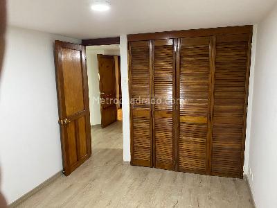 Apartamento en arriendo en Las Rosales, Bogotá · foto 10 de 20
