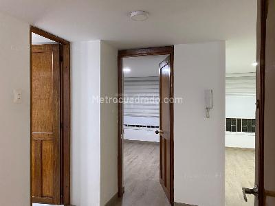 Apartamento en arriendo en Las Rosales, Bogotá · foto 15 de 20