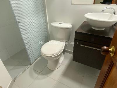 Apartamento en arriendo en Las Rosales, Bogotá · foto 6 de 20