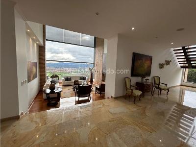 Casa de 5 alcobas en venta en Sindamanoy, Chía, 650 m² · foto 2 de 20