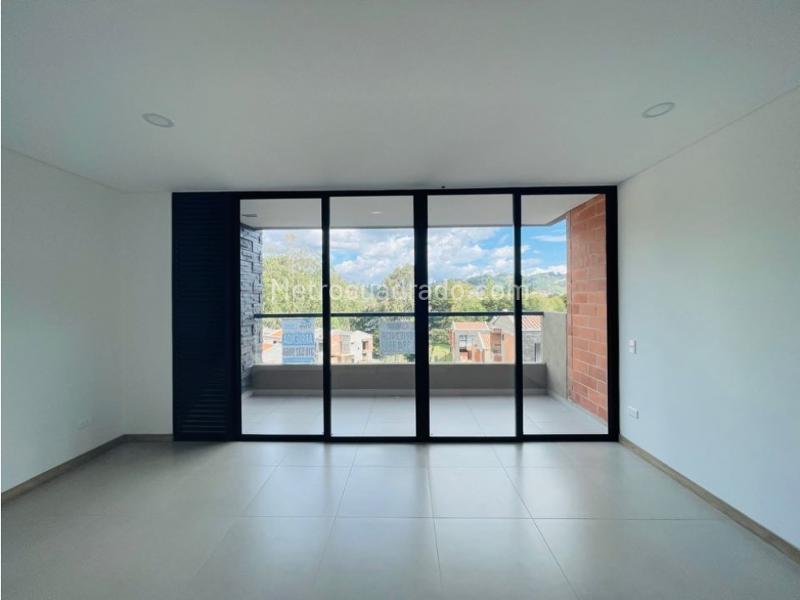 Apartamento moderno de 2 alcobas con vista a la montaña en El Retiro - 6