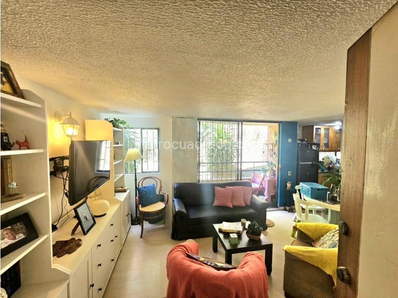 Charming 2BR Apartment in San Diego - 4
