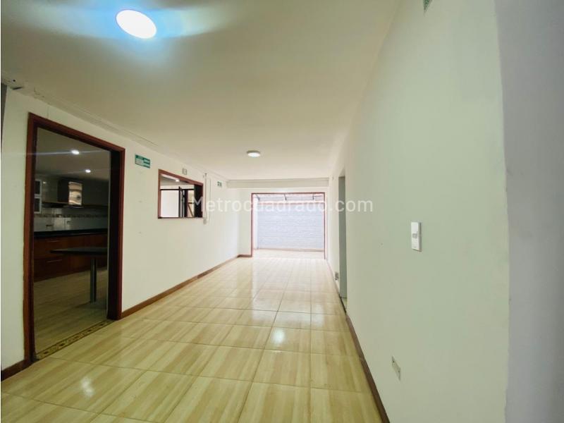 Casa Tradicional de Uso Mixto en Envigado - 2