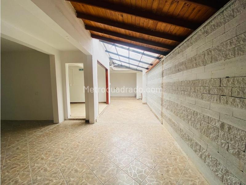 Casa Tradicional de Uso Mixto en Envigado - 5