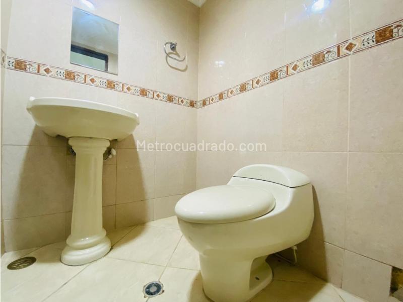 Casa Tradicional de Uso Mixto en Envigado - 8