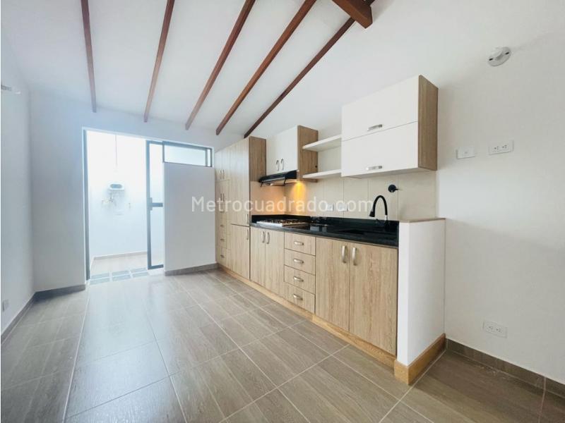 2BR Apartment in El Retiro (60 m²) - 3