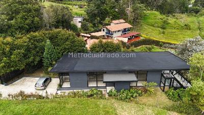 Casa de 4 alcobas en venta en Aeropuerto, Rionegro, 1200 m² · foto 2 de 20