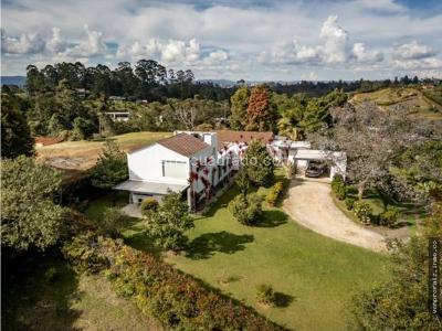 Casa de 3 alcobas en venta en San Nicolas, Rionegro · foto 3 de 20