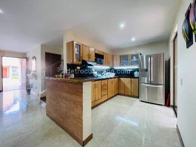 Casa de 3 alcobas en venta en Rionegro, Rionegro, 145 m² · foto 7 de 20