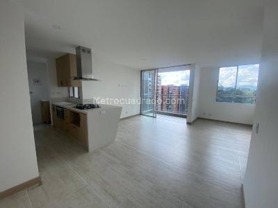 Apartamento de 2 alcobas en venta en San Nicolas, Rionegro, 65 m² · foto 2 de 12