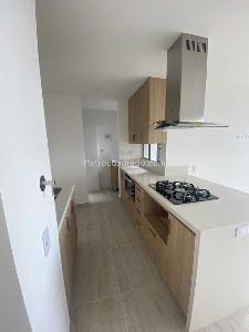 Apartamento de 2 alcobas en venta en San Nicolas, Rionegro, 65 m² · foto 5 de 12