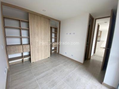 Apartamento de 2 alcobas en venta en San Nicolas, Rionegro, 65 m² · foto 7 de 12