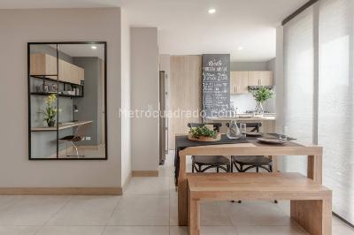 Apartamento de 3 alcobas en venta en San Nicolas, Rionegro, 76 m² · foto 8 de 18