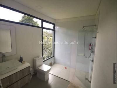 Casa de 5 alcobas en venta en Envigado, Envigado · foto 7 de 14