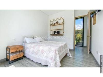 Casa de 5 alcobas en arriendo en San Nicolas, Rionegro, 1400 m² · foto 14 de 18