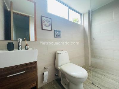 Casa de 5 alcobas en venta en San Nicolas, Rionegro, 1200 m² · foto 10 de 20