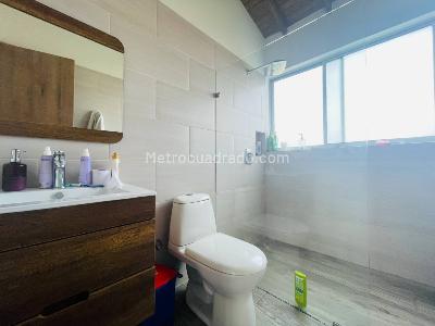 Casa de 5 alcobas en venta en San Nicolas, Rionegro, 1200 m² · foto 15 de 20
